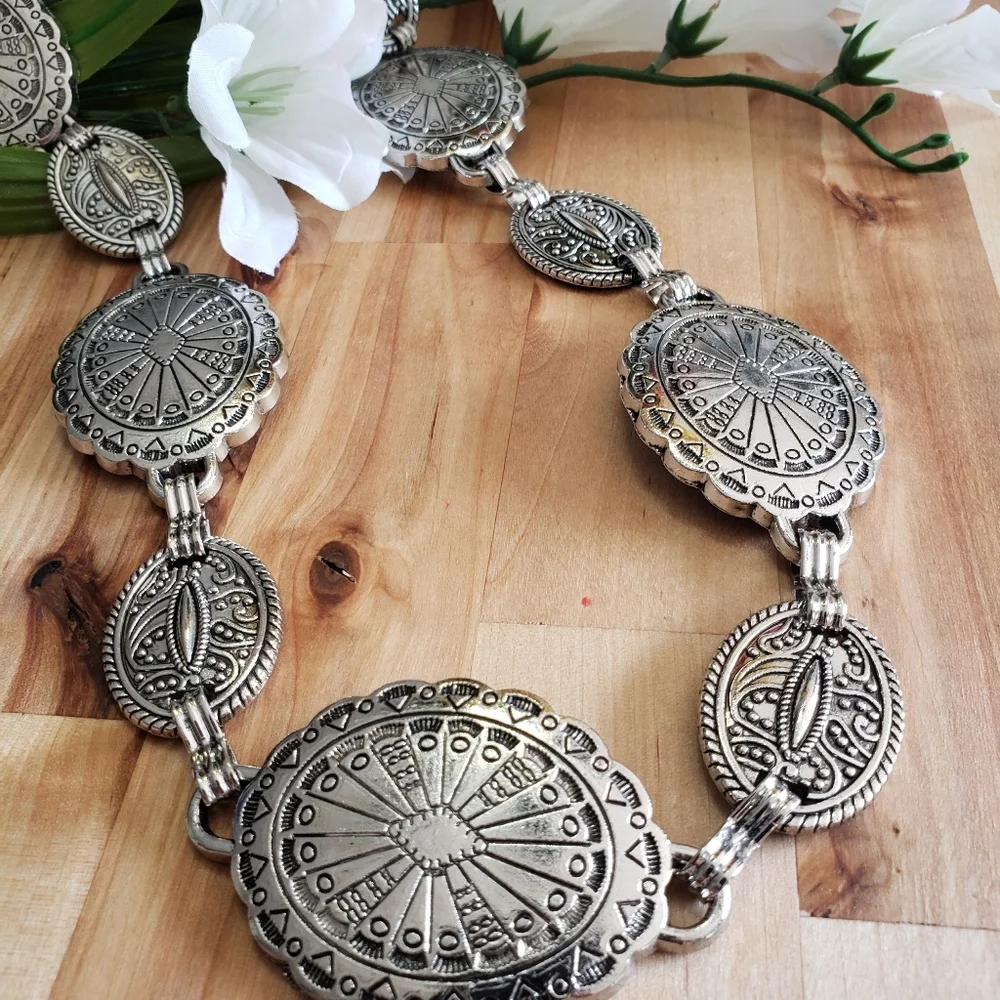 Ladies Classic Western Waist Chain